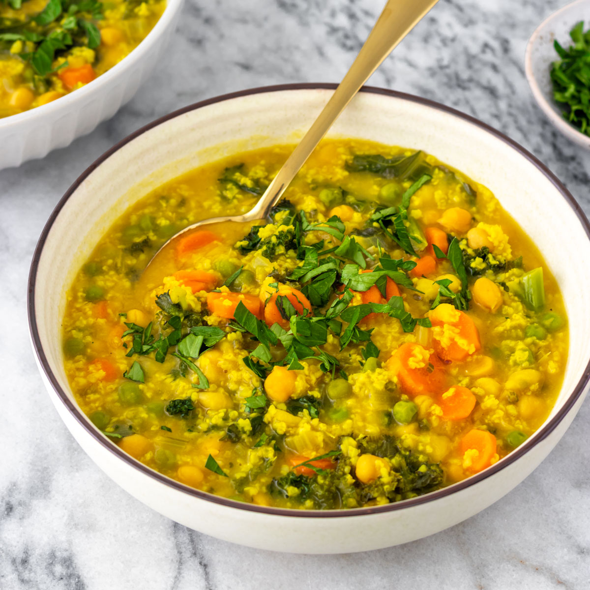 Sopa de Painço com Grão-de-Bico