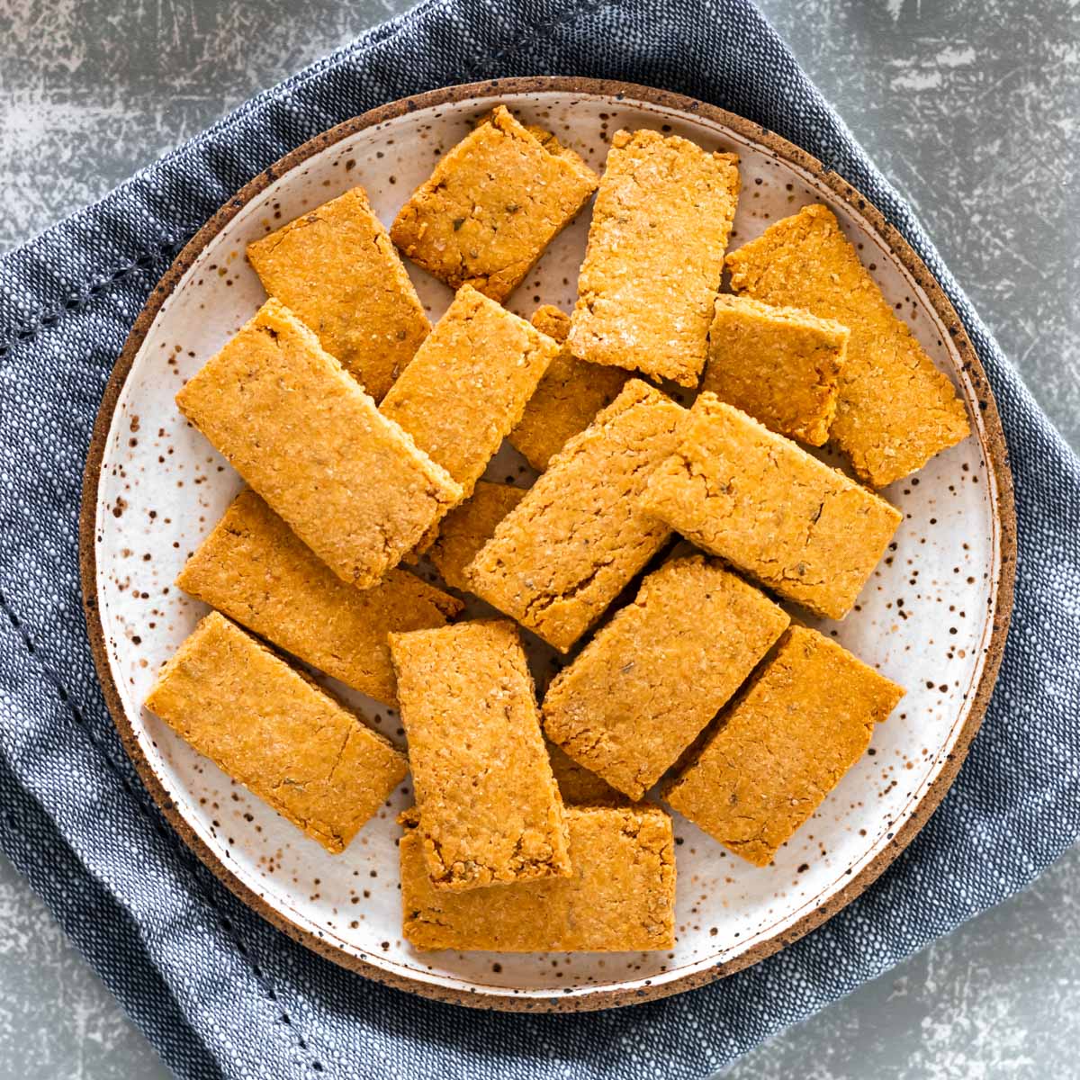Biscoitos Salgados de Farinha de Grão-de-Bico