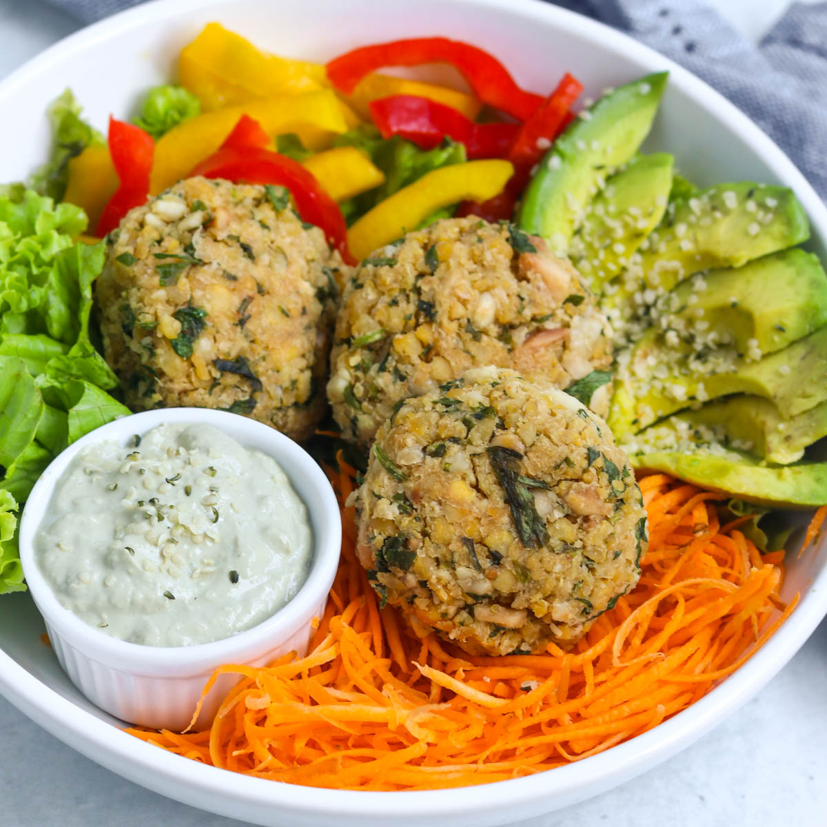 Bolinhos de Grão-de-Bico com Amendoim