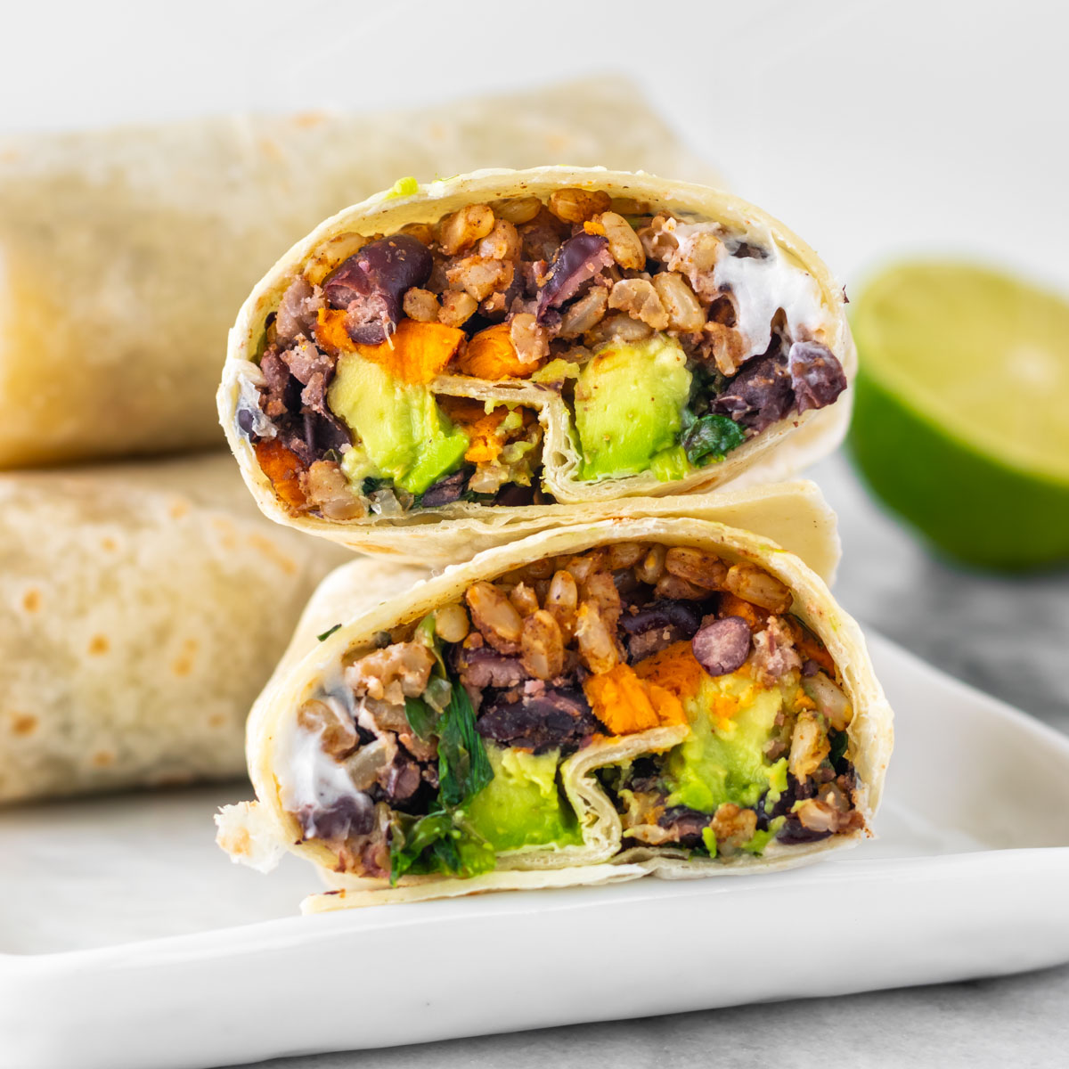 Burrito de Feijão com Arroz e Batata-Doce Laranja