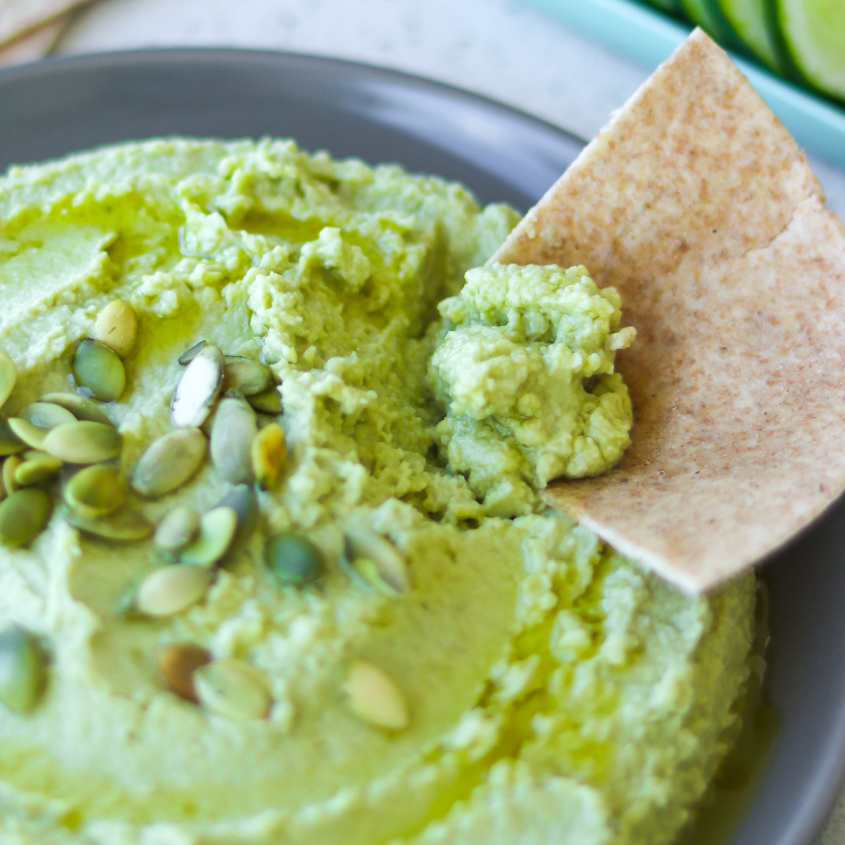 Homus de Manjericão