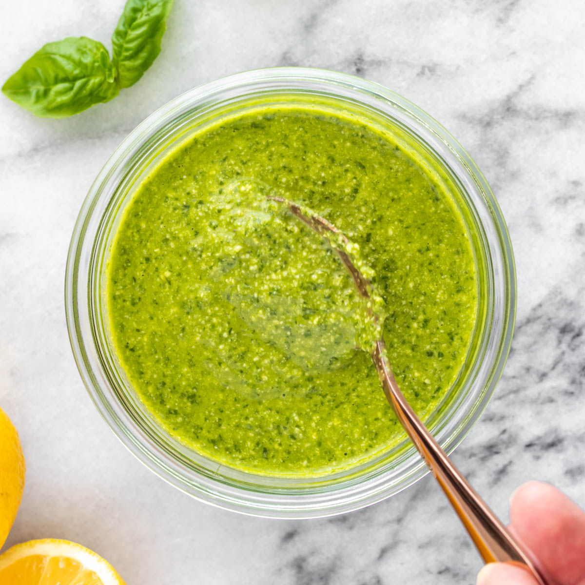 Molho Pesto de Manjericão com Castanhas