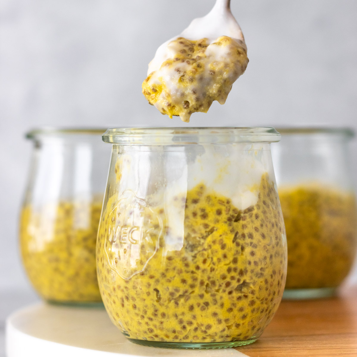 Pudim de Chia de Manga com Leite de Coco