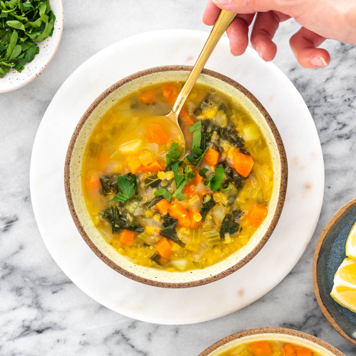 Sopa de Lentilha-Vermelha com Limão