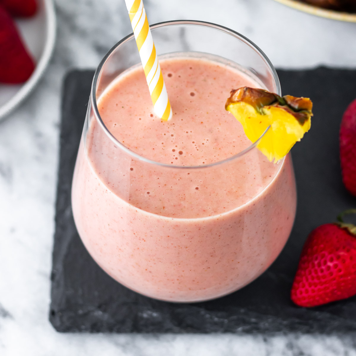 Vitamina de Morango com Abacaxi